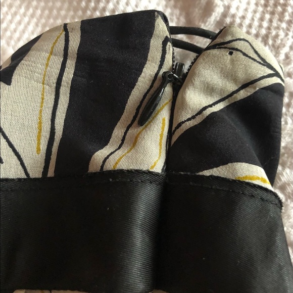 Msiamo Black and White Skirt - Picture 4 of 7